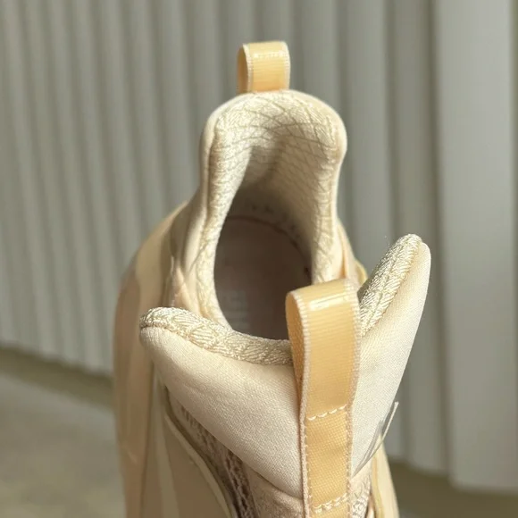 Puma Fierce KRM Womens Cream Textile
Slip On Cross Training Shoes Size 8 - Picture 13 of 14